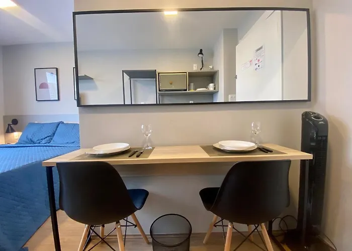Admiravel Apartamento Em Frente Ao Metro Bras ! Ap 56 A Torre 2 - Rua Coronel Mursa, 56 - Bras